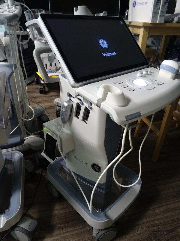 BUNDLE Voluson Swift refurbished by GE Healthcare – Bild 4